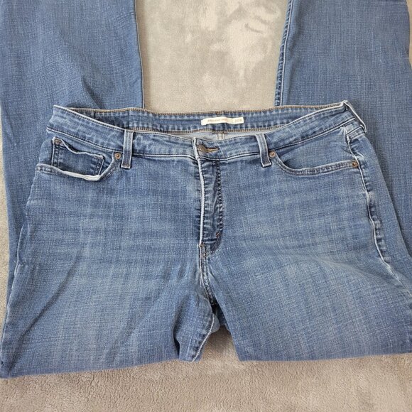 Levis 415 Womens Jeans 20W Plus Classic Boot Cut Medium Blue Denim Comfy BOO21E - Picture 3 of 10